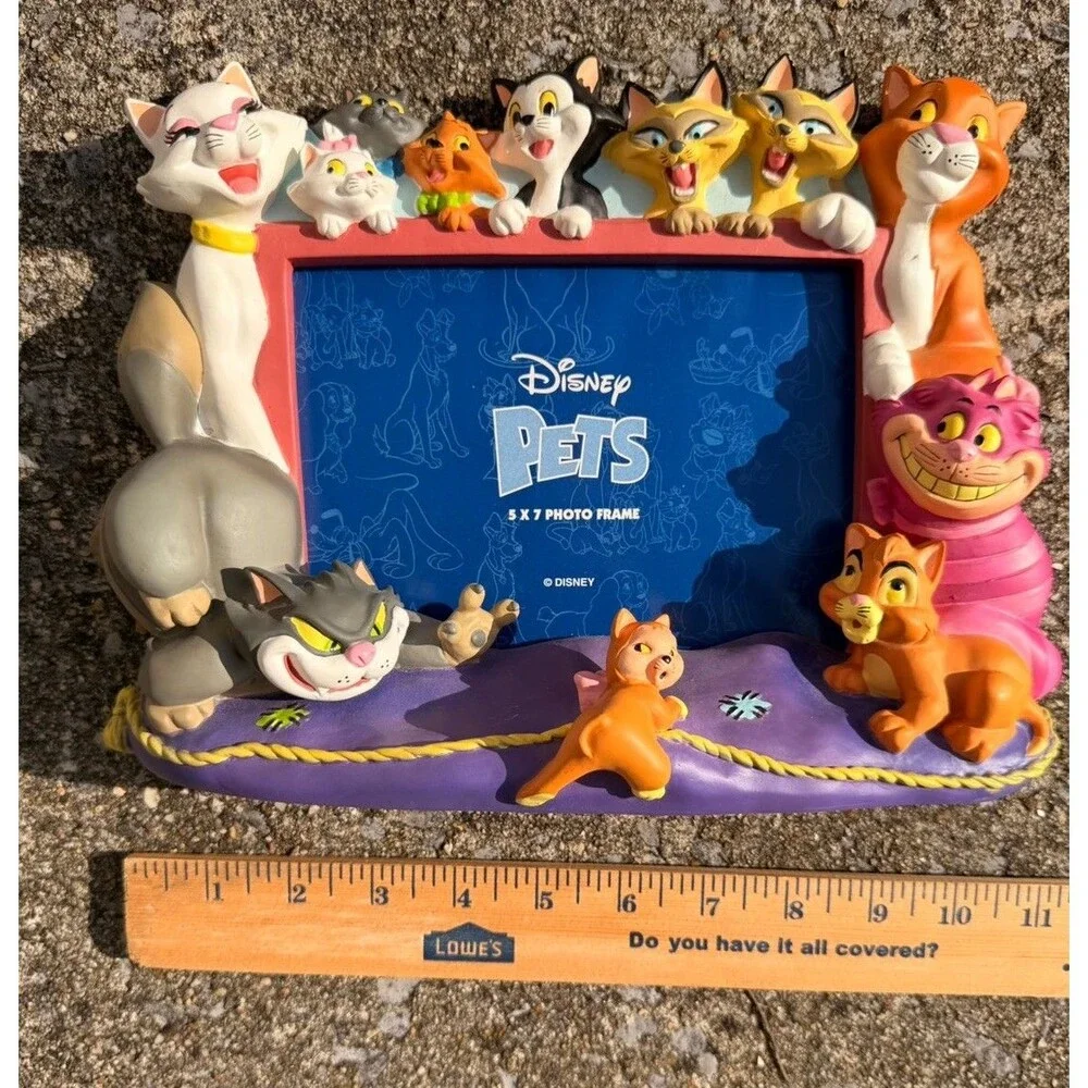 Disney Pets Cats Photo Picture Frame 3D Lady Tramp Cheshire Dalmatians 5 x 7